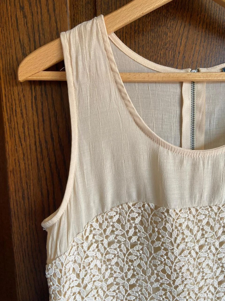 Vestido elegante, para eventos, de guipur, tono marfil. Zara. Talla M – photo 3
